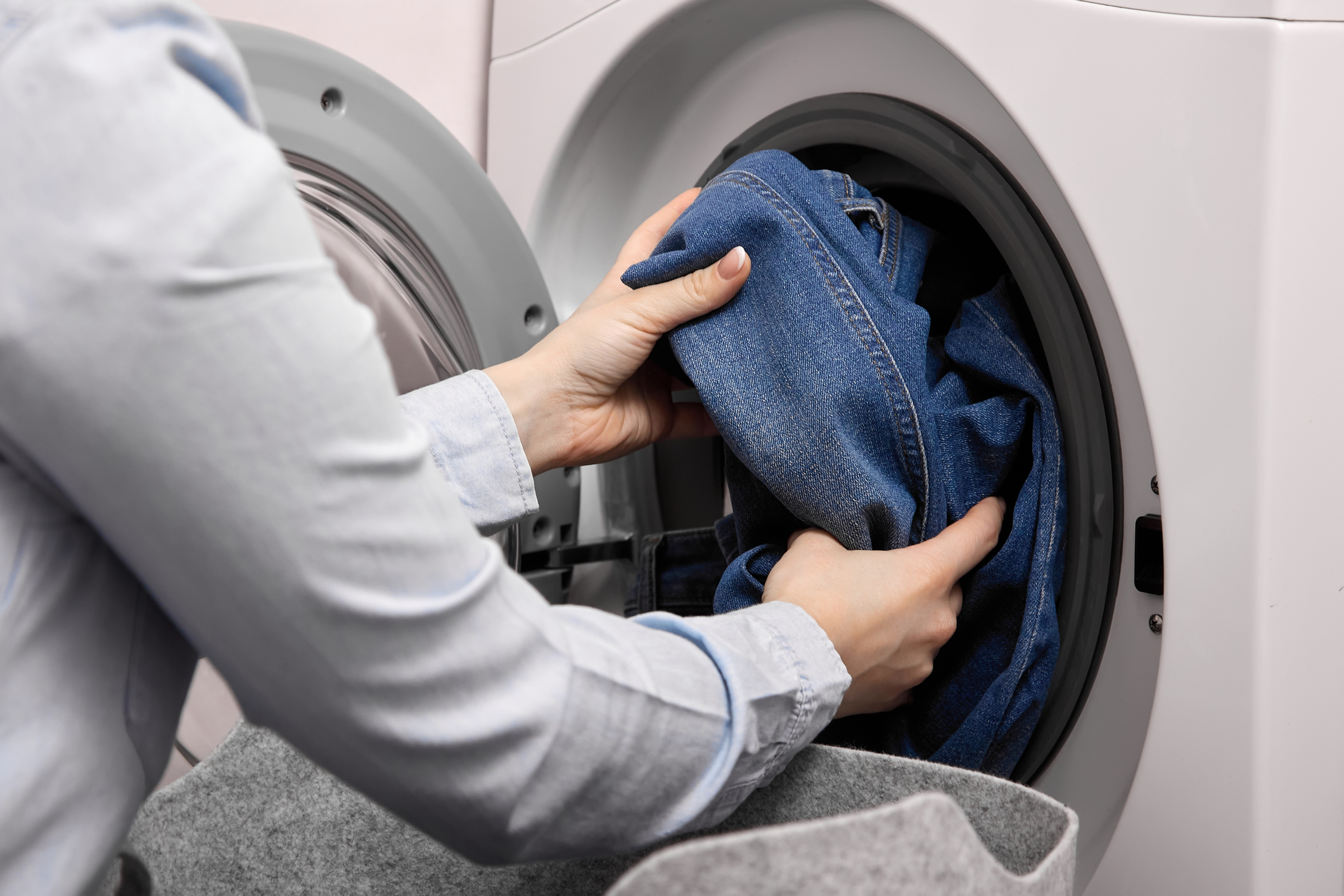 Make Your Laundry Experience a Breeze at Abe's Coin Laundry